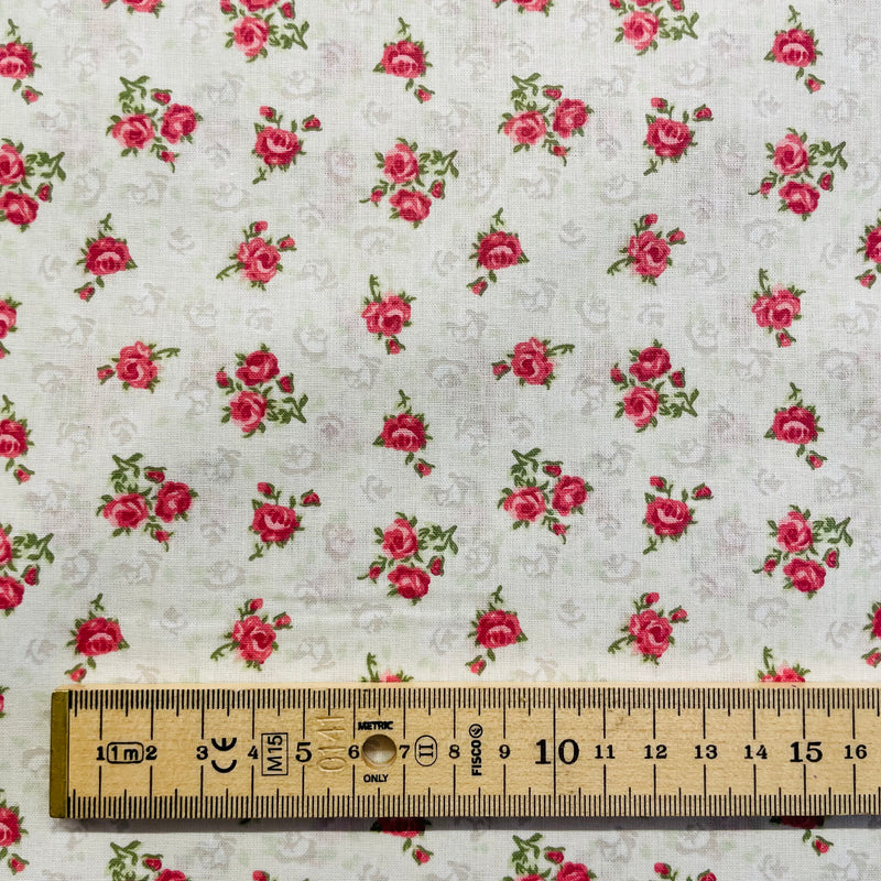 Органичен памучен плат Червени рози | Широчина - 160 см/63 инча